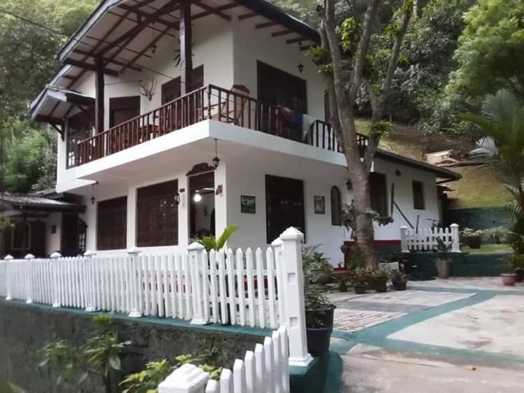Villa25 Homestay Free Pick Up From The Centre 康提 外观 照片