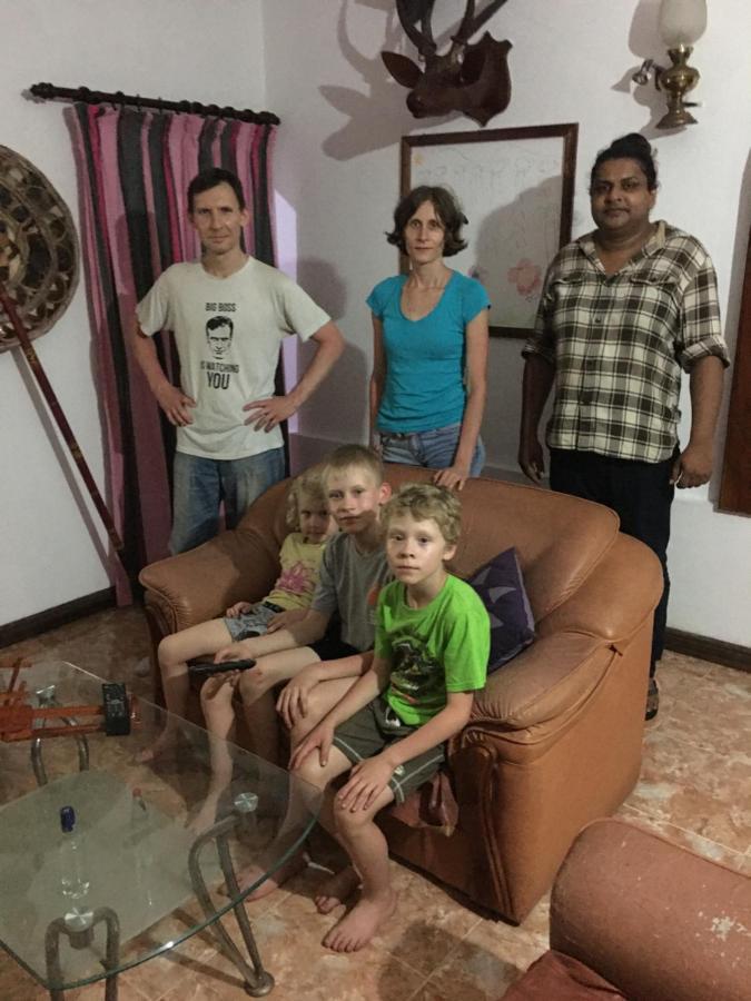 Villa25 Homestay Free Pick Up From The Centre 康提 外观 照片