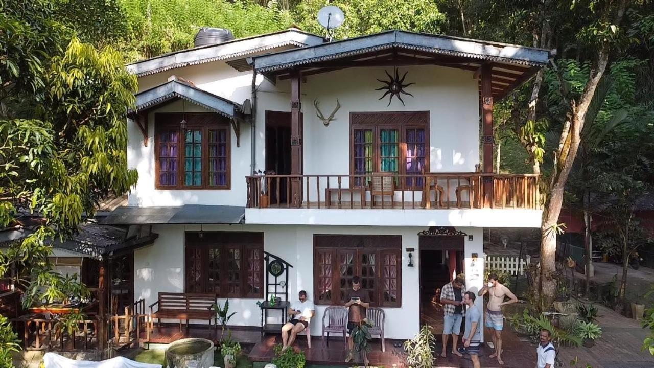 Villa25 Homestay Free Pick Up From The Centre 康提 外观 照片