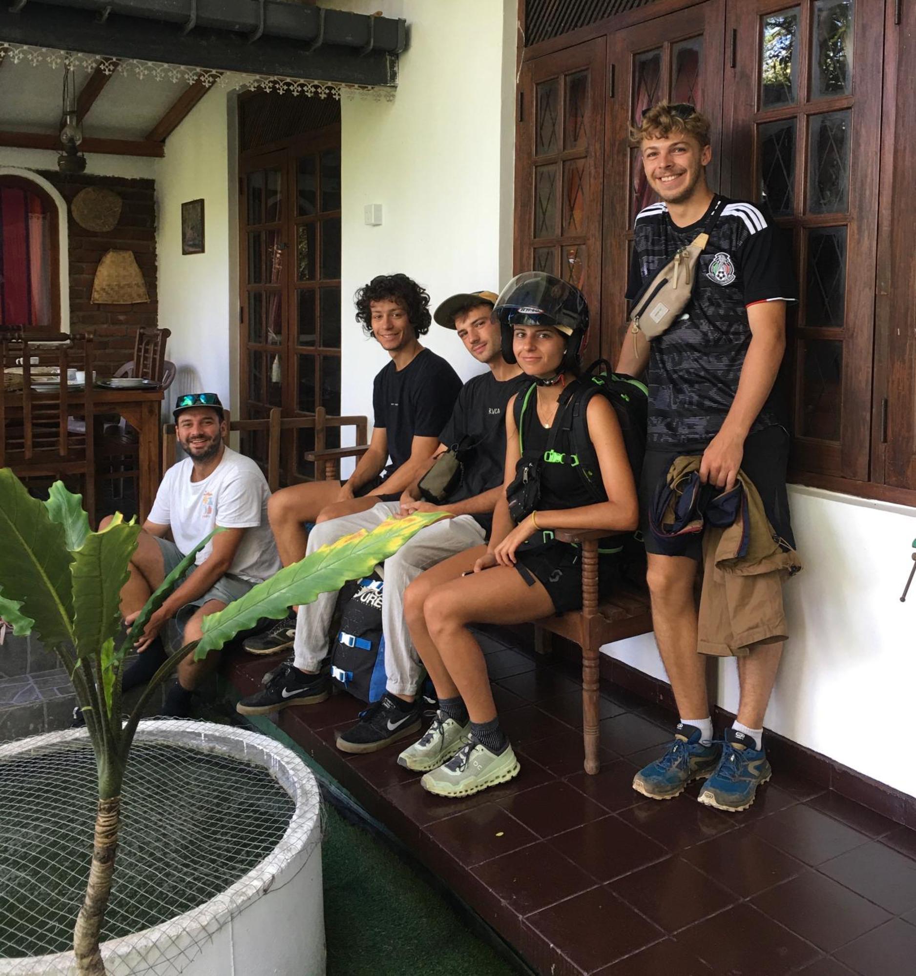 Villa25 Homestay Free Pick Up From The Centre 康提 外观 照片
