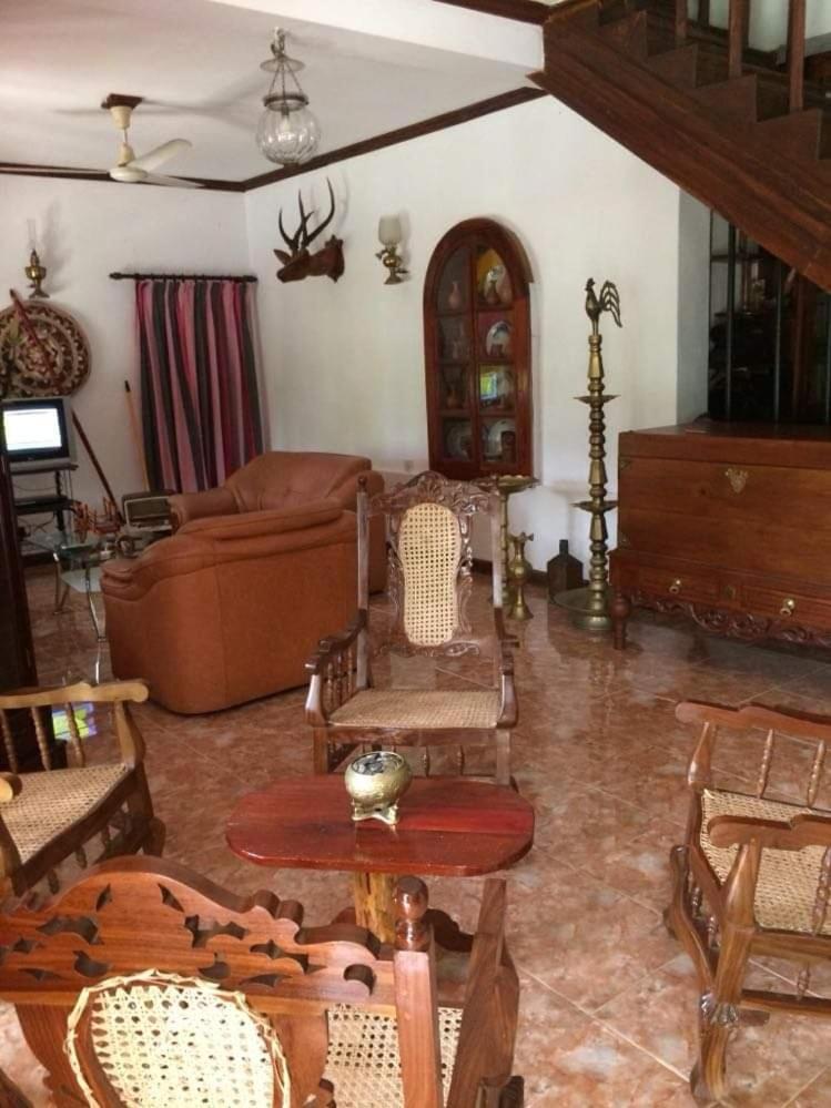 Villa25 Homestay Free Pick Up From The Centre 康提 外观 照片